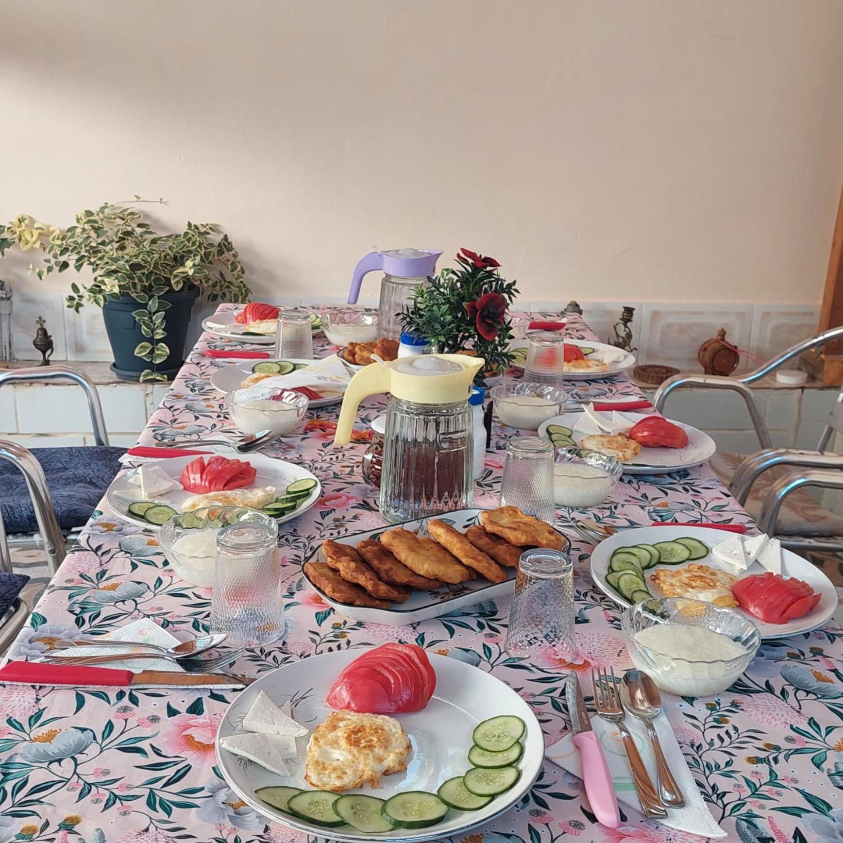 Guest House Flowers Берат Екстер'єр фото